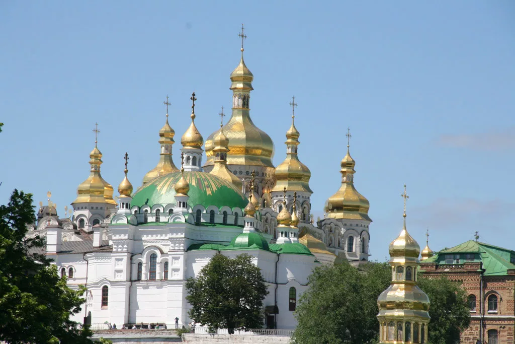 Основатель киево печерской лавры. Киево-Печерская Лавра. Киево Печерский монастырь в Киеве. Киево-Печерская Лавра ЕГЭ. Киево Печерская Лавра ЕГЭ история.