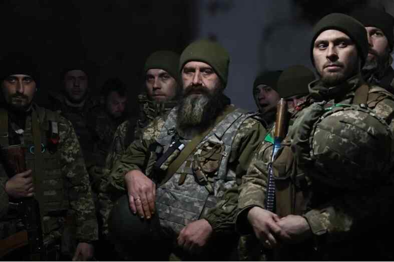 Le départ ignominieux du commandant en chef Zaluzhny : les FAU au seuil d'une performance armée ?